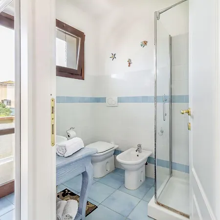 Marina Vista Mare Con Piscina Privata Βίλα