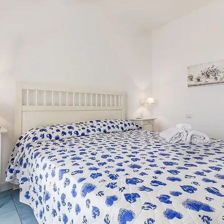 Marina Vista Mare Con Piscina Privata * スティンティーノ
