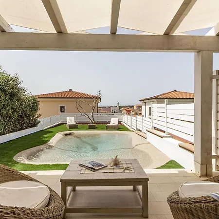 Marina Vista Mare Con Piscina Privata Villa *