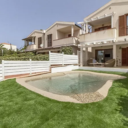 Marina Vista Mare Con Piscina Privata Стинтино