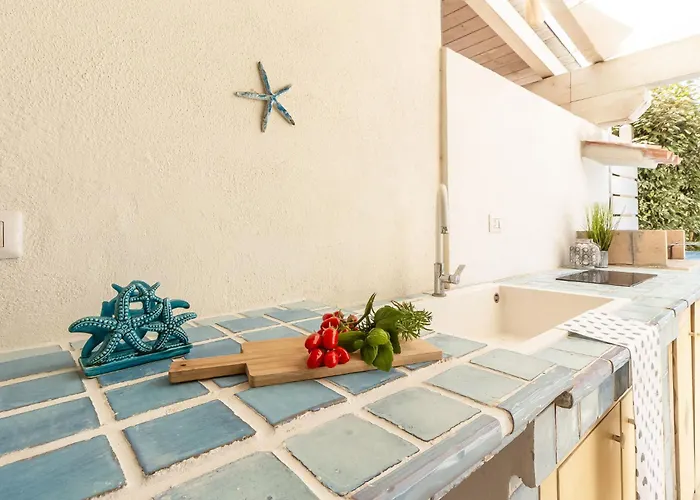 Marina Vista Mare Con Piscina Privata * Стинтино