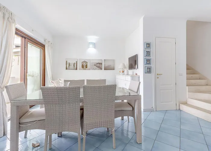 Вилла Marina Vista Mare Con Piscina Privata